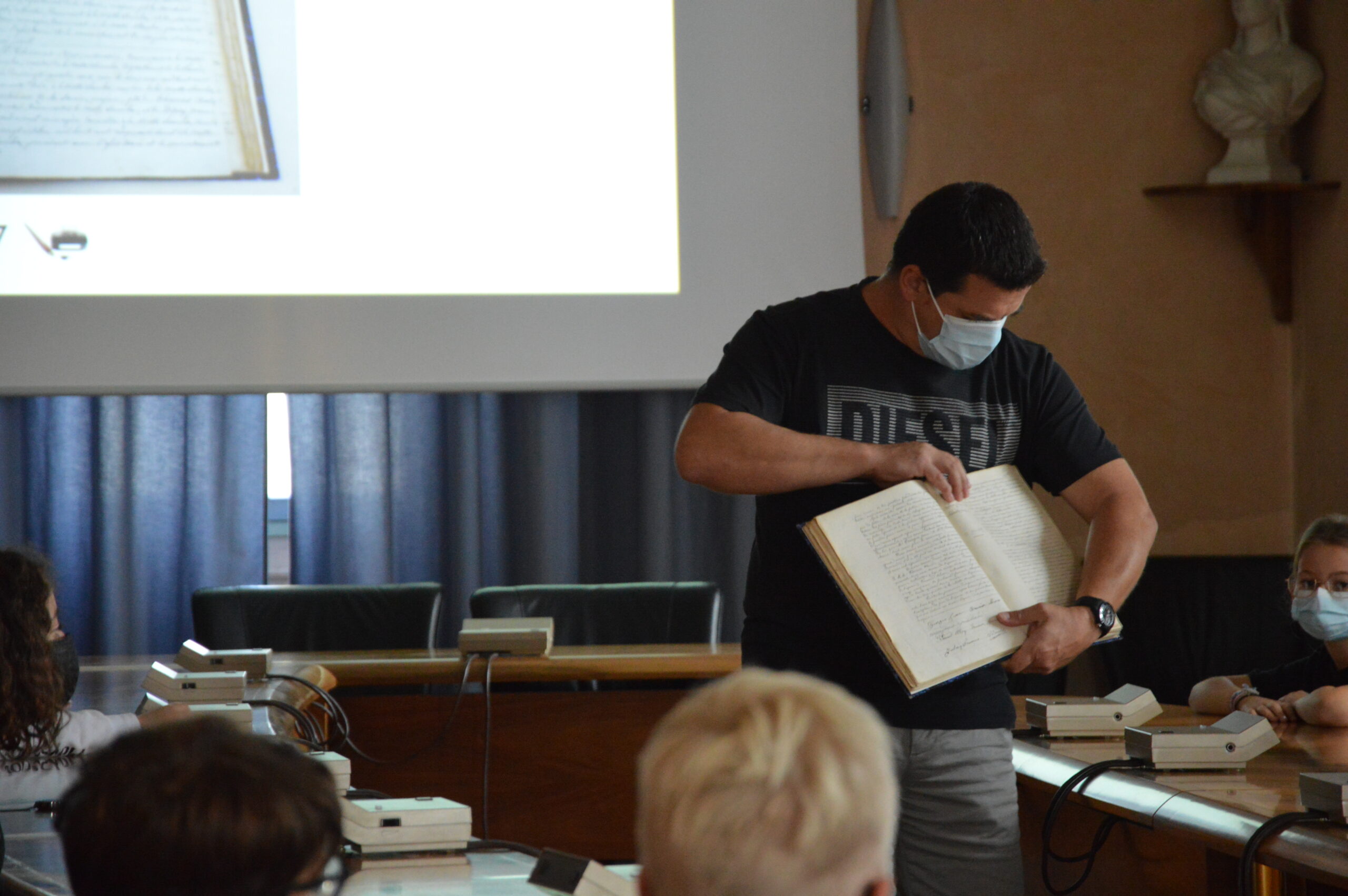 20210617_Visite des archives Enfants du Patrimoine (2)
