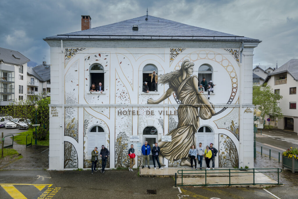 La semeuse sur la façade de l'ancien hôtel de ville de La Motte-Servolex